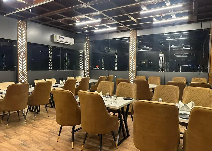 Hotel Dev Vilas , Agra